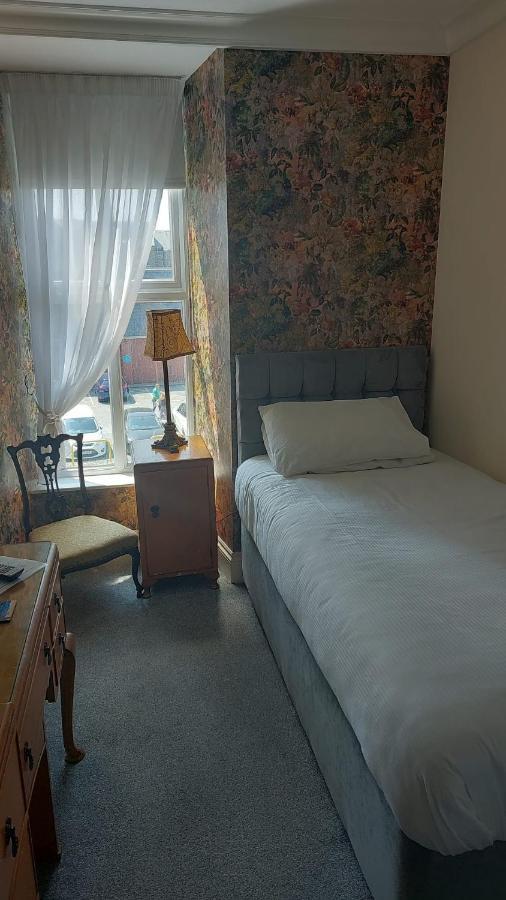 巴茅思The Royal住宿加早餐旅馆 外观 照片