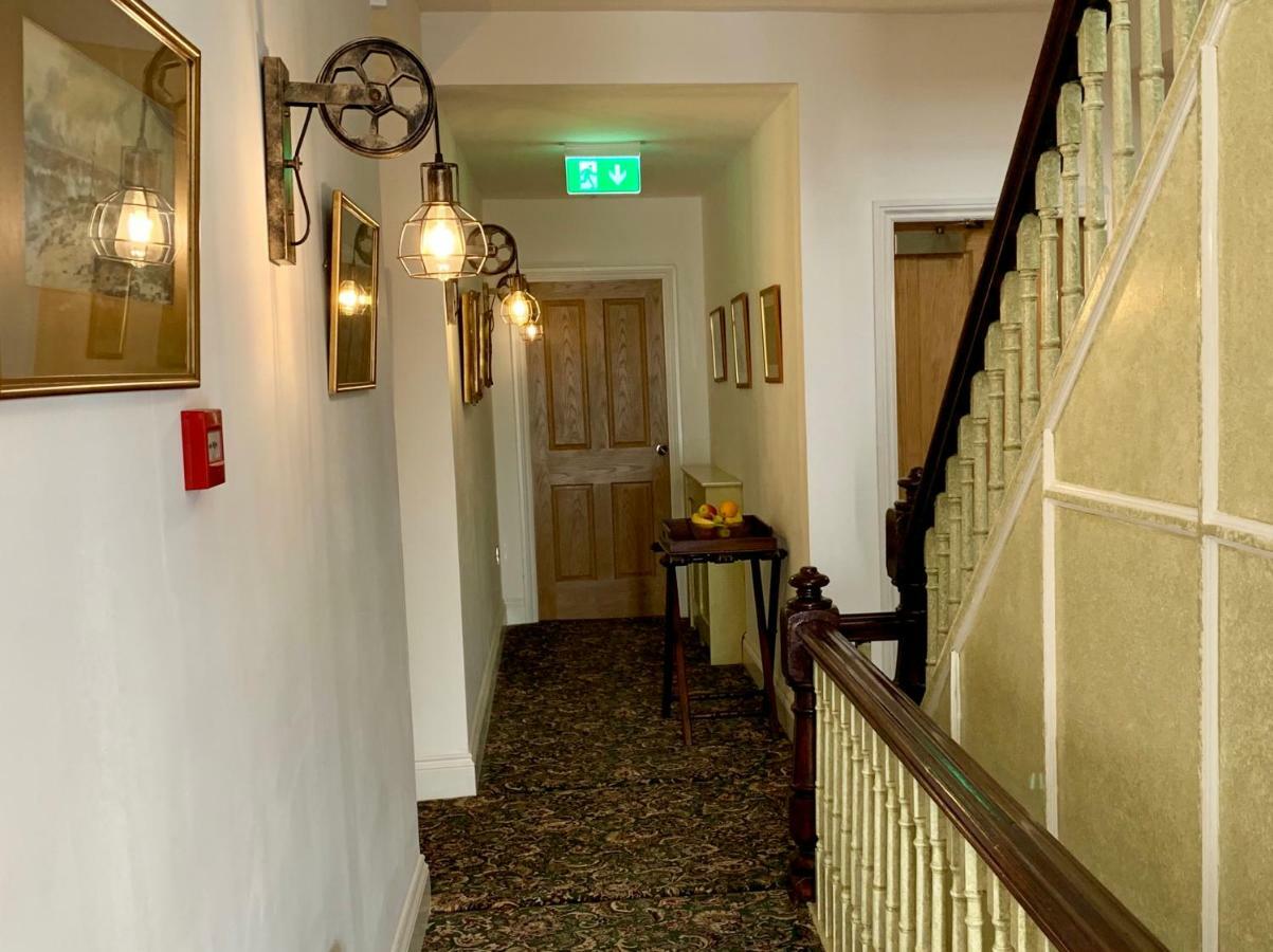 巴茅思The Royal住宿加早餐旅馆 外观 照片